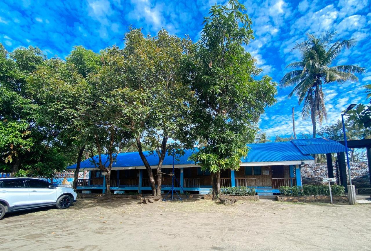 RedDoorz @ SeaSun Beach Resort&Hotel Zambales Santa Cruz  Exterior foto